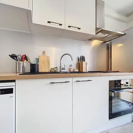 Appartement Lumineux Pres De La Des Lecques Avec Wifi Et Climatisation - Fr-1-770-10